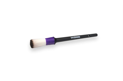 alex-detailing-brush-12.jpg